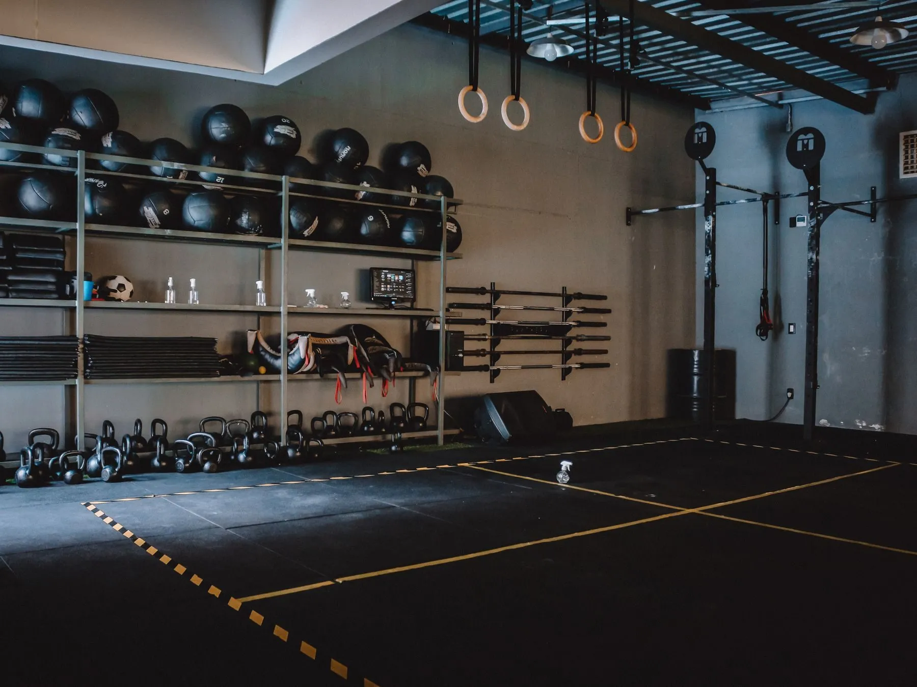 Functional & CrossFit area at a PuneFit gym